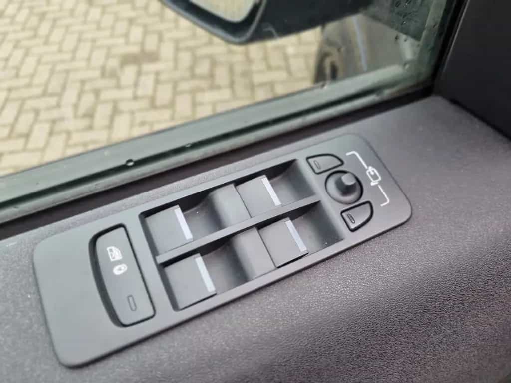 Land Rover Discovery Sport R-Dynamic/AHK/Navi/Kamera/Leder 09/2020-photo-16