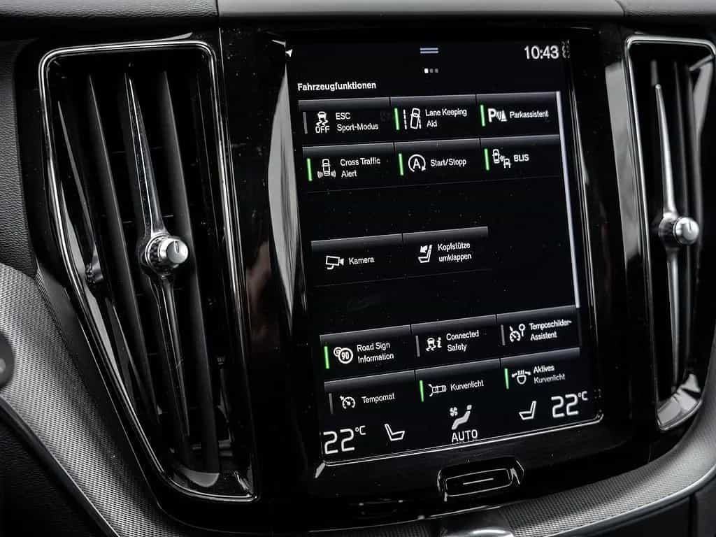 Volvo XC60 D4 R-Design AHK RÜCKFAHRKAMERA H/K 04/2019-photo-11
