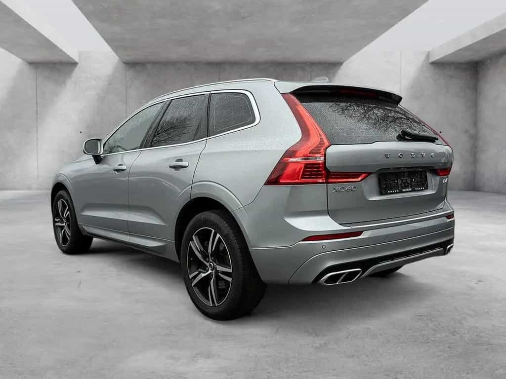 Volvo XC60 D4 R-Design AHK RÜCKFAHRKAMERA H/K 04/2019-photo-2
