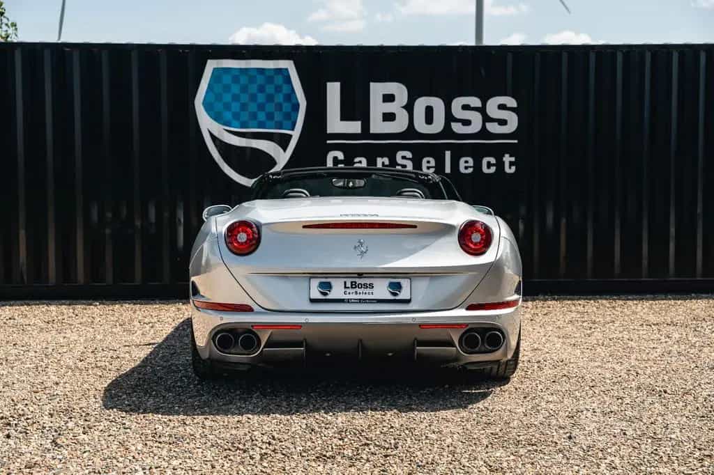 Ferrari California 3.9 V8 T Handling Speciale 02/2017-photo-11