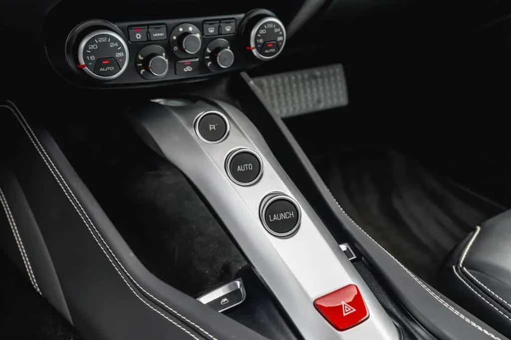 Ferrari California 3.9 V8 T Handling Speciale 02/2017-photo-25