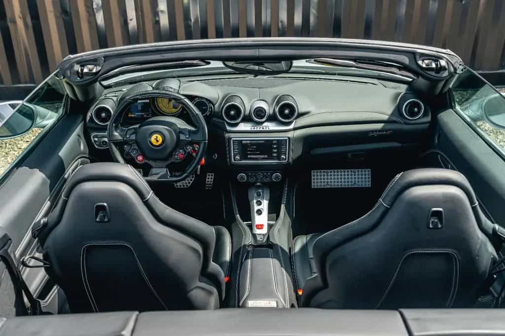 Ferrari California 3.9 V8 T Handling Speciale 02/2017-photo-6