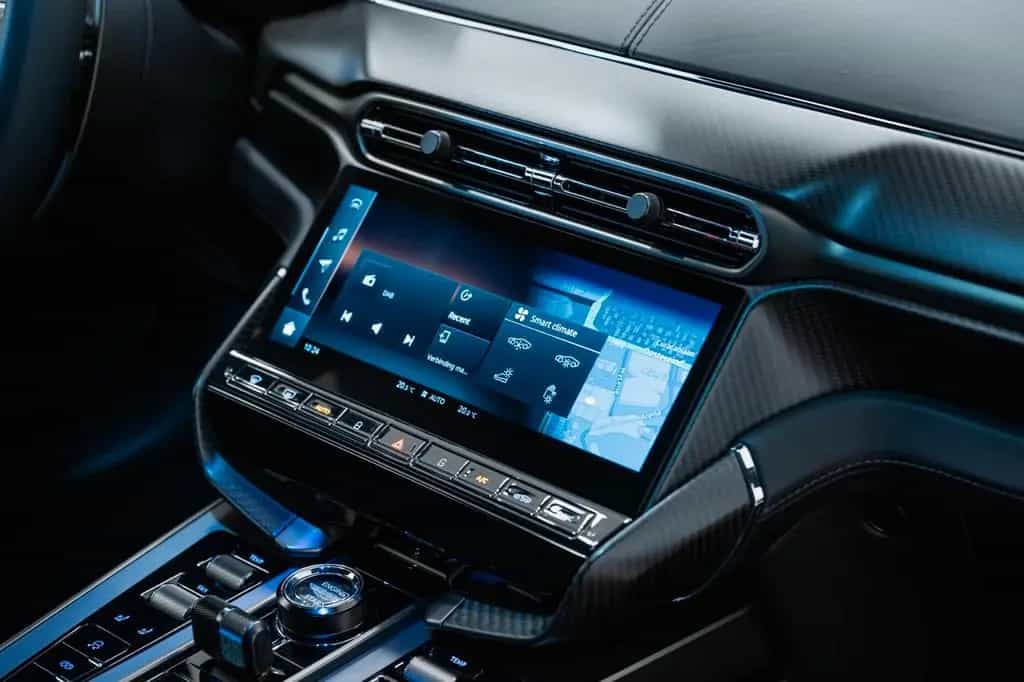 Aston Martin Vanquish Coupe | 25MY | Full Factory Options | 09/2024-photo-16