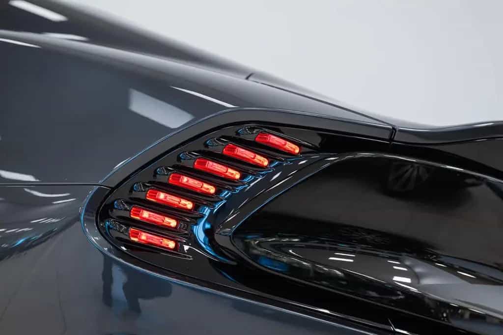 Aston Martin Vanquish Coupe | 25MY | Full Factory Options | 09/2024-photo-22