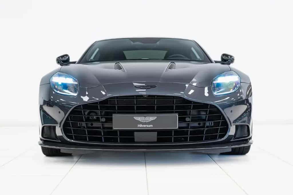 Aston Martin Vanquish Coupe | 25MY | Full Factory Options | 09/2024-photo-24