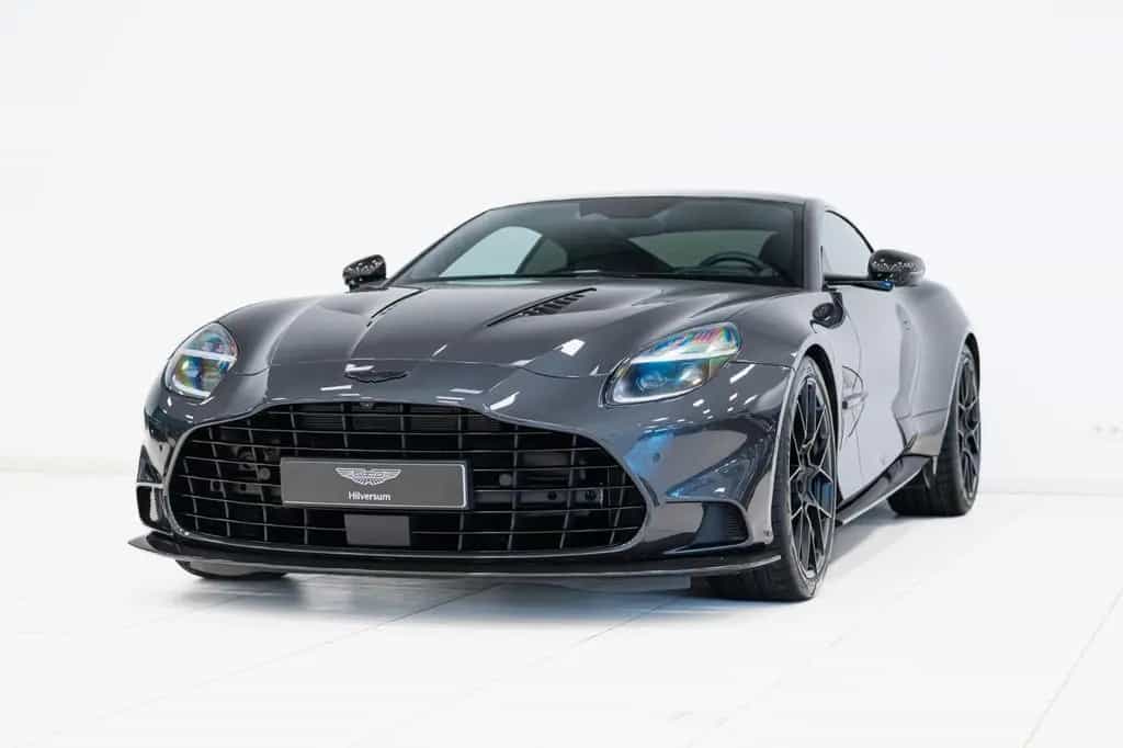Aston Martin Vanquish Coupe | 25MY | Full Factory Options | 09/2024-photo-9