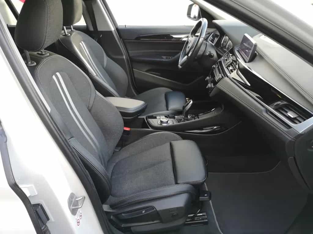 BMW X1 xDr. 20d Aut. Sport Line LED+NAVI+KLIMAAUTO 12/2021-photo-17