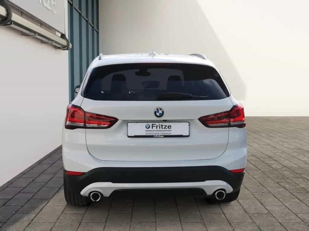 BMW X1 xDr. 20d Aut. Sport Line LED+NAVI+KLIMAAUTO 12/2021-photo-4