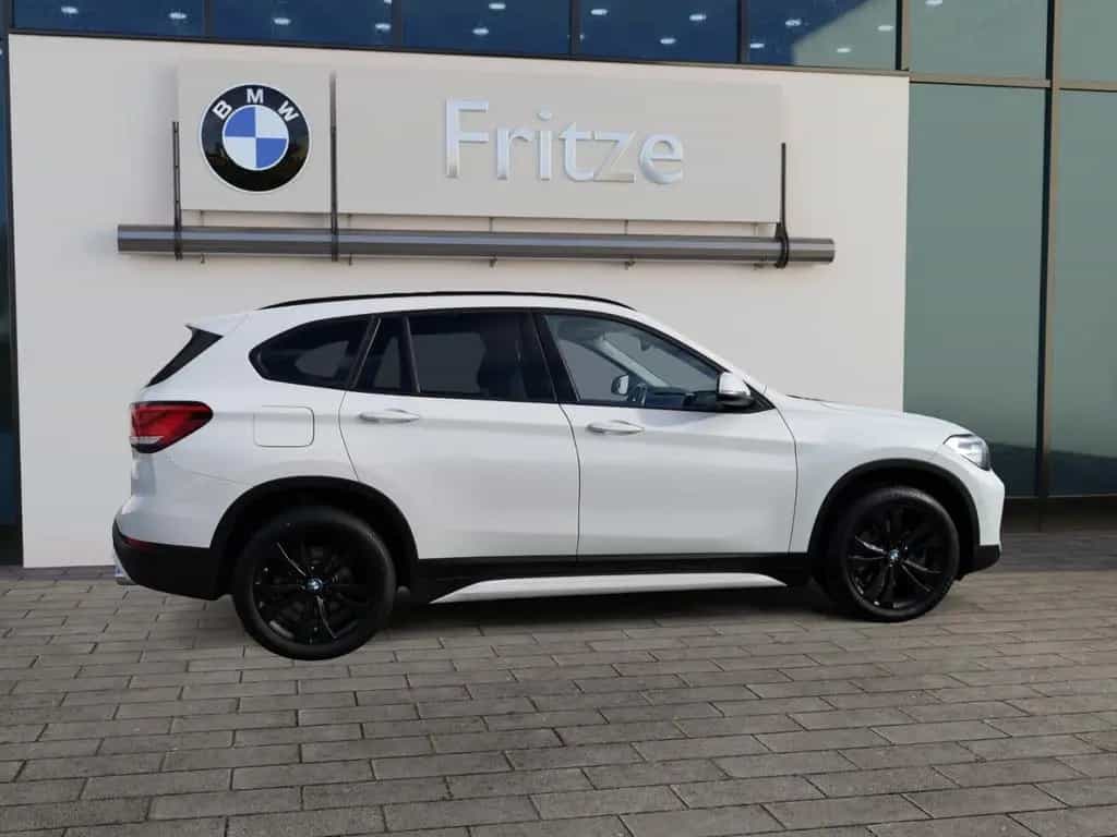 BMW X1 xDr. 20d Aut. Sport Line LED+NAVI+KLIMAAUTO 12/2021-photo-6