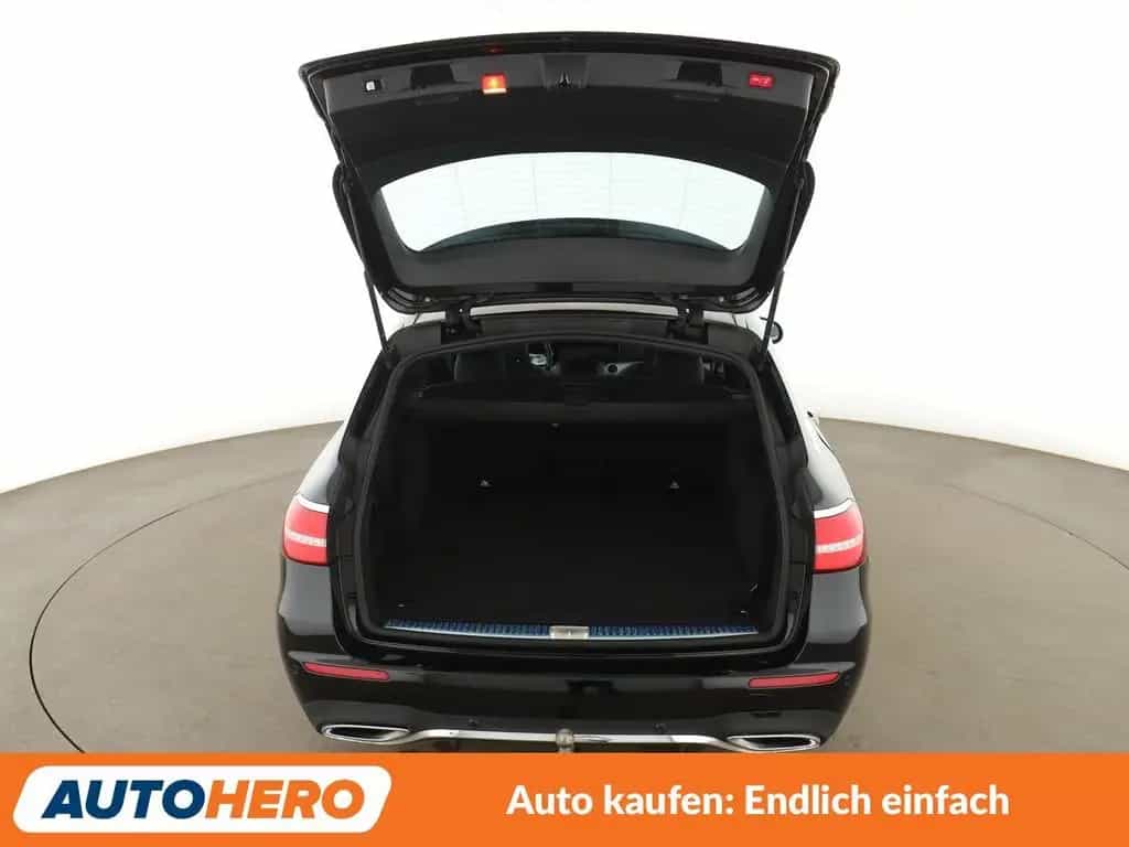 Mercedes-Benz E-Class E-Klasse E 400 d T 4Matic AMG Line Aut.*NAVI*PDC 05/2020-photo-16