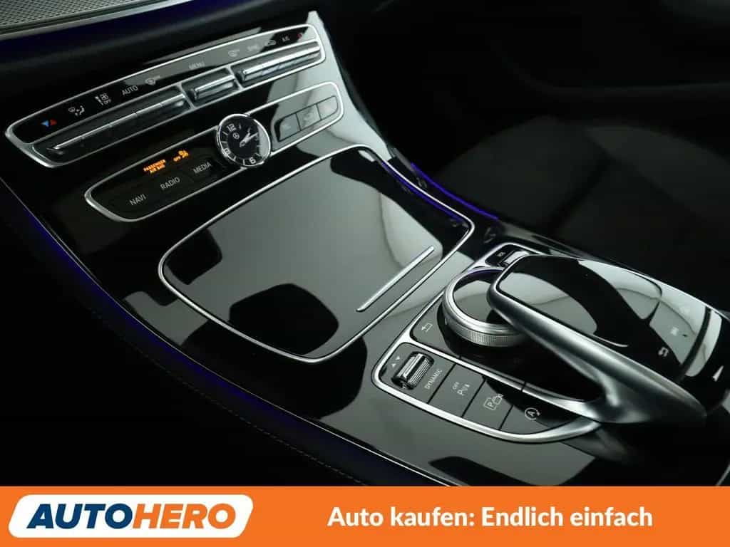 Mercedes-Benz E-Class E-Klasse E 400 d T 4Matic AMG Line Aut.*NAVI*PDC 05/2020-photo-28