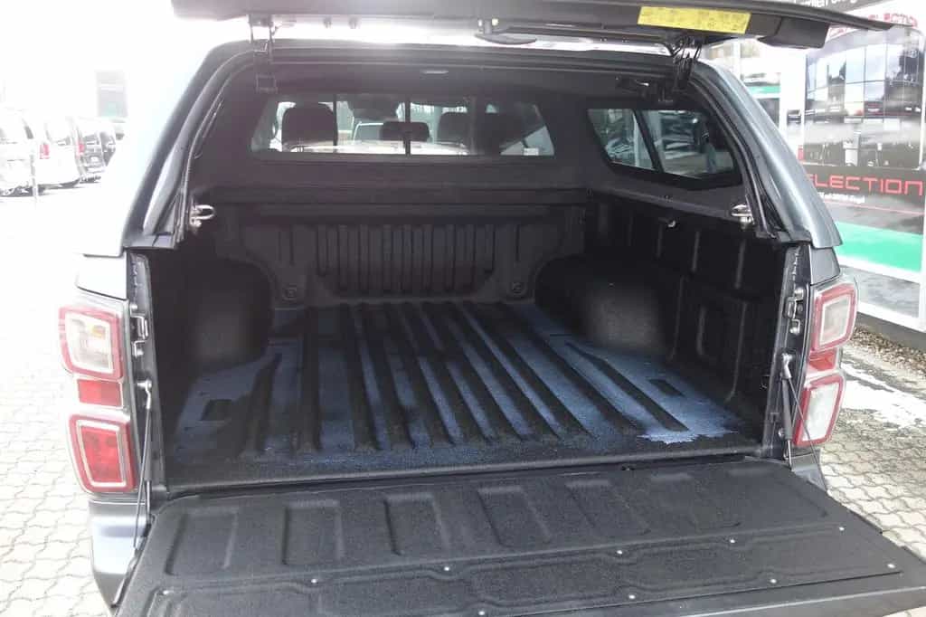 Isuzu D-Max Double Cab 4WD V-CROSS LED/KAM/HARDTOP 03/2023-photo-11