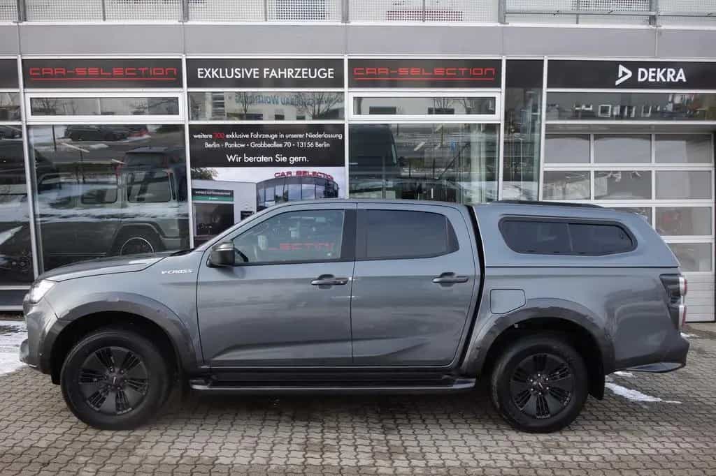 Isuzu D-Max Double Cab 4WD V-CROSS LED/KAM/HARDTOP 03/2023-photo-2