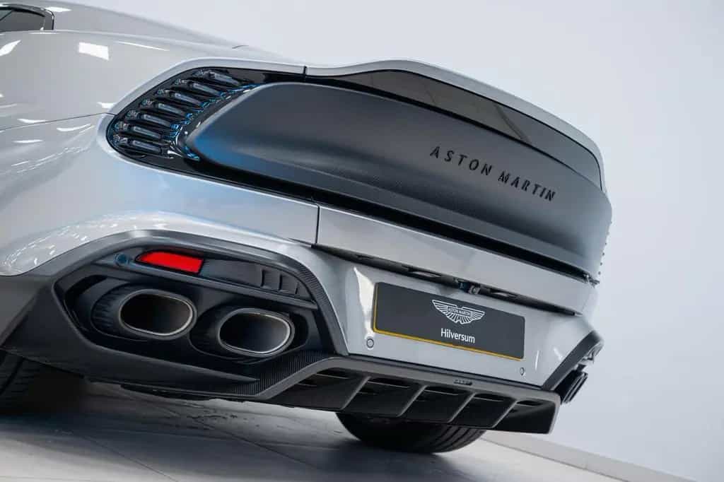 Aston Martin Vanquish Coupe | 25MY | Full Factory Options | 09/2024-photo-19
