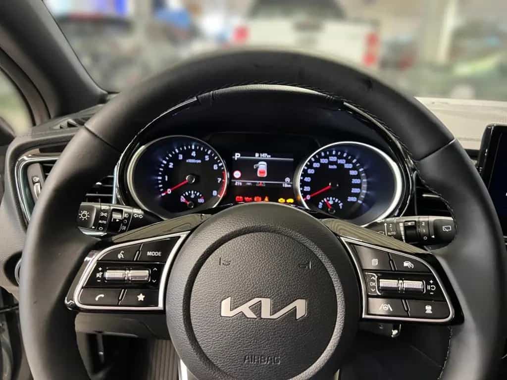 Kia XCeed 1.6T Nightline DCT7 LED Sitzheizung Rückfa 03/2026-photo-7
