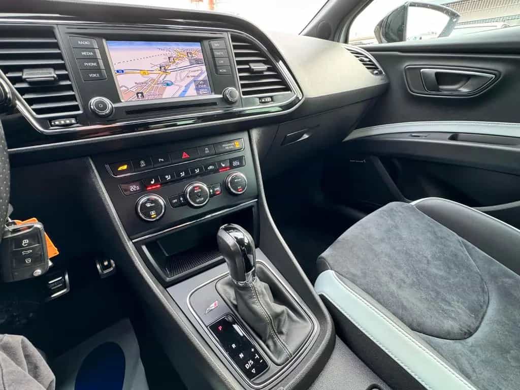 Seat Leon Cupra 280*2 Hände*DSG*Alcantara* 04/2014-photo-20