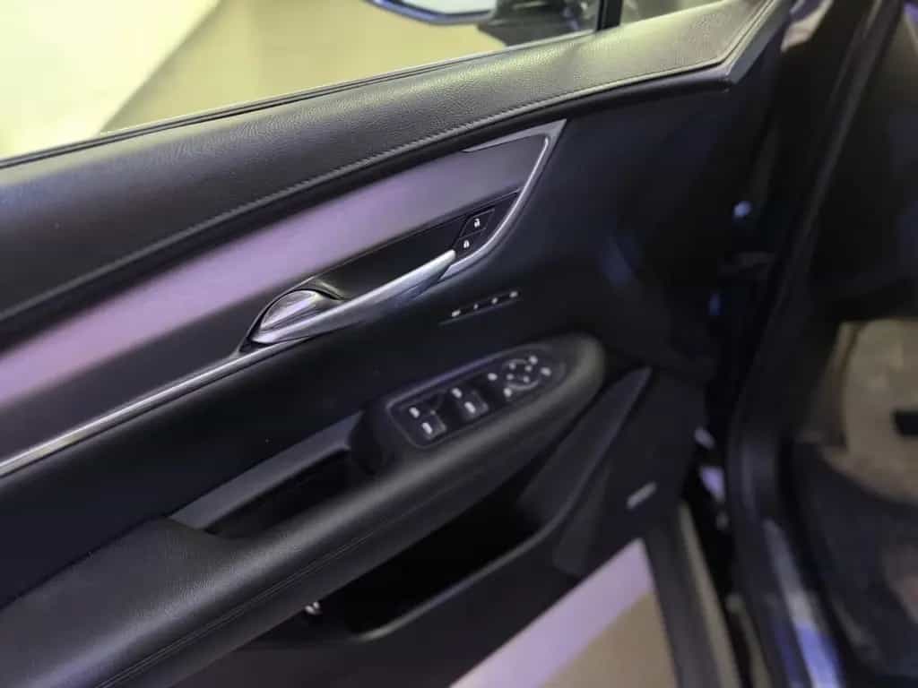 Cadillac XT5 Luxury AWD/Leder/Carplay/Sitzhzg./TOP 01/2018-photo-14