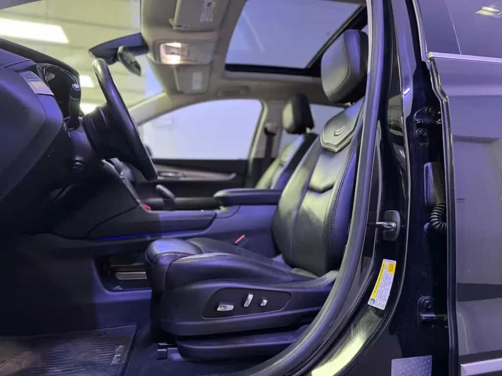 Cadillac XT5 Luxury AWD/Leder/Carplay/Sitzhzg./TOP 01/2018-photo-16
