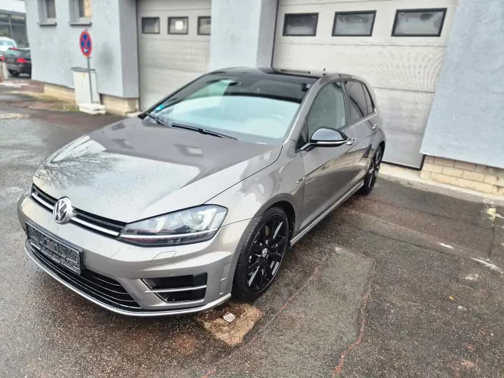 Volkswagen Golf VII Lim. R BMT 4Motion R_line 02/2015-photo-0