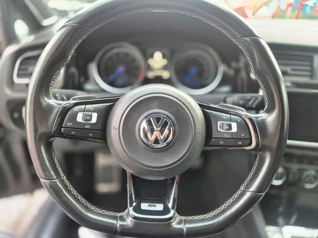 Volkswagen Golf VII Lim. R BMT 4Motion R_line 02/2015-photo-12