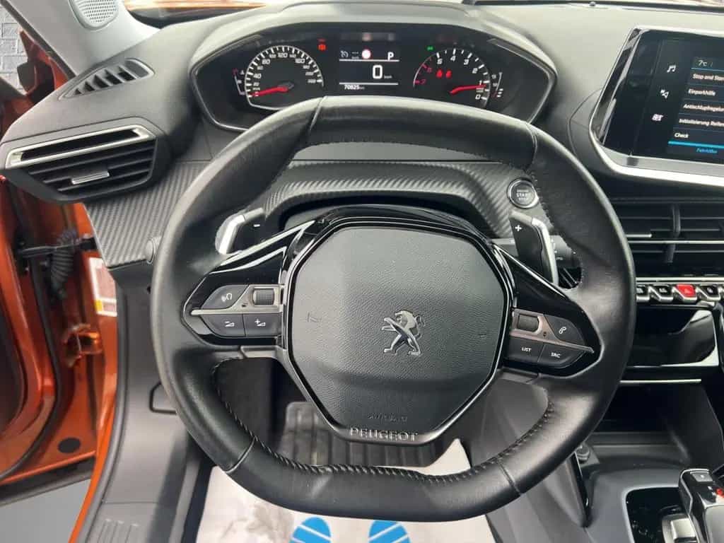Peugeot 2008 1.2 130 EAT8 Allure NAVI Sitzheizung 06/2020-photo-12