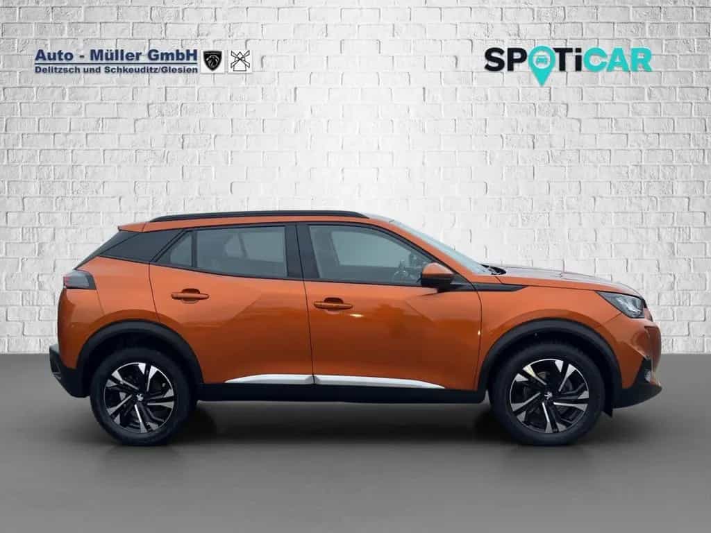 Peugeot 2008 1.2 130 EAT8 Allure NAVI Sitzheizung 06/2020-photo-1