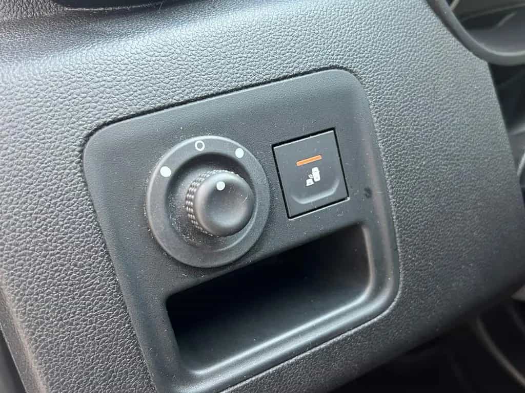 Dacia Duster II Adventure Navi Sitzhzg 360° Kamera App 05/2019-photo-17
