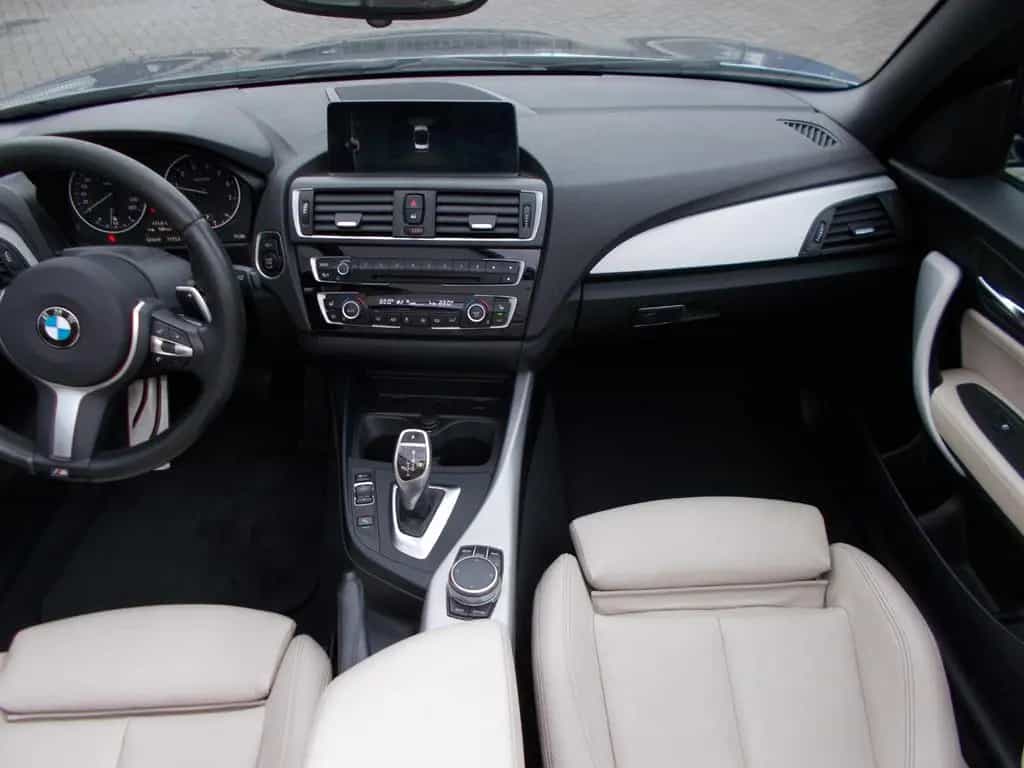 BMW 2 Series 220i Steptronic Cabrio M Sport M Sport 06/2017-photo-5