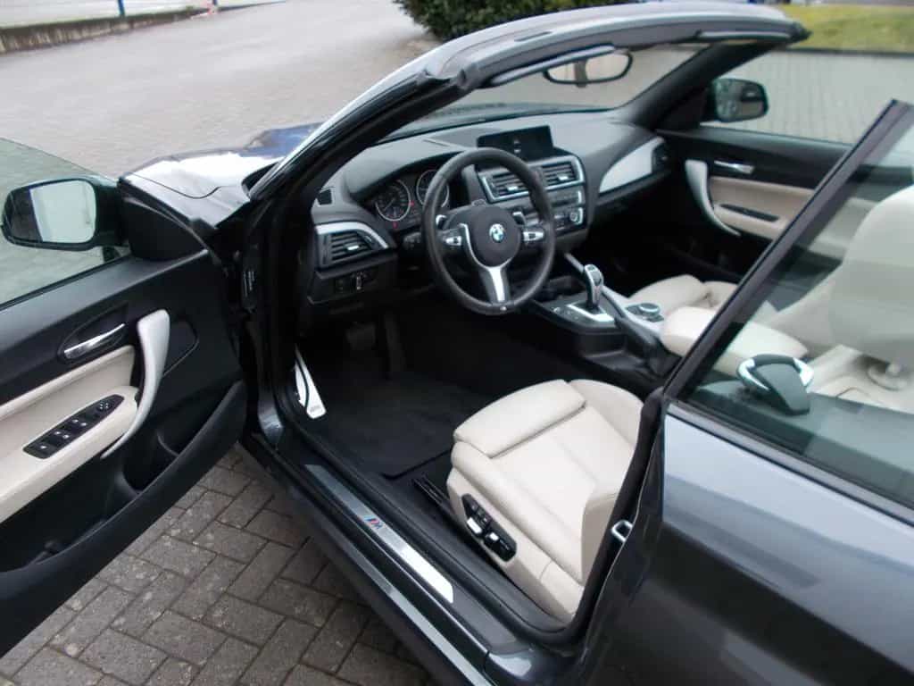 BMW 2 Series 220i Steptronic Cabrio M Sport M Sport 06/2017-photo-7