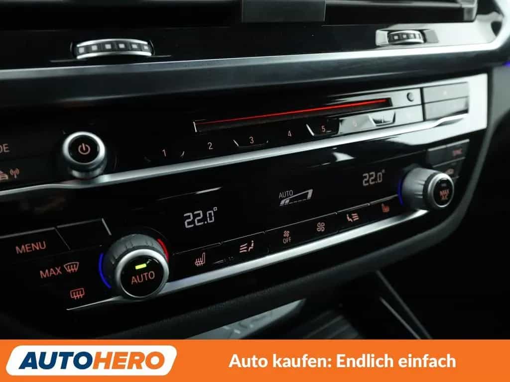 BMW X3 xDrive 20d M Sport Aut.*NAVI*LED*HUD*TEMPO* 06/2018-photo-23