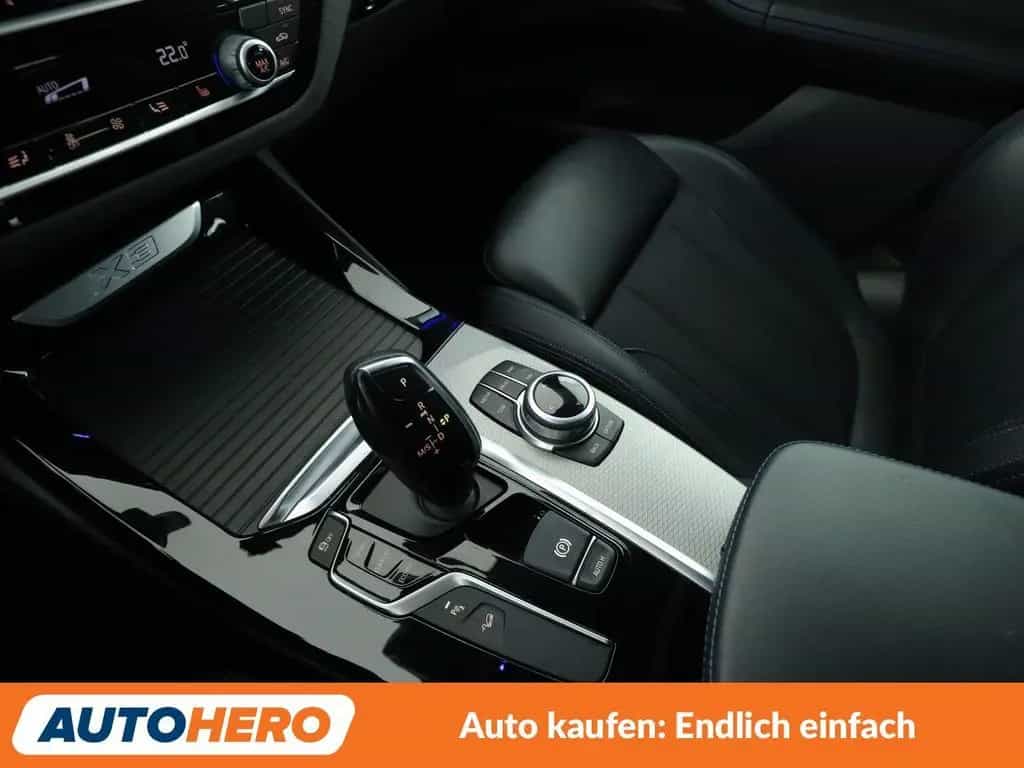 BMW X3 xDrive 20d M Sport Aut.*NAVI*LED*HUD*TEMPO* 06/2018-photo-24