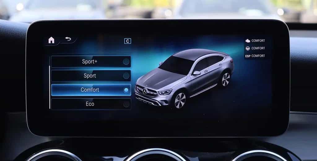 Mercedes-Benz GLC 300 4M Coupe 3x AMG DISTRO+KAM360+BURMESTER 04/2020-photo-24