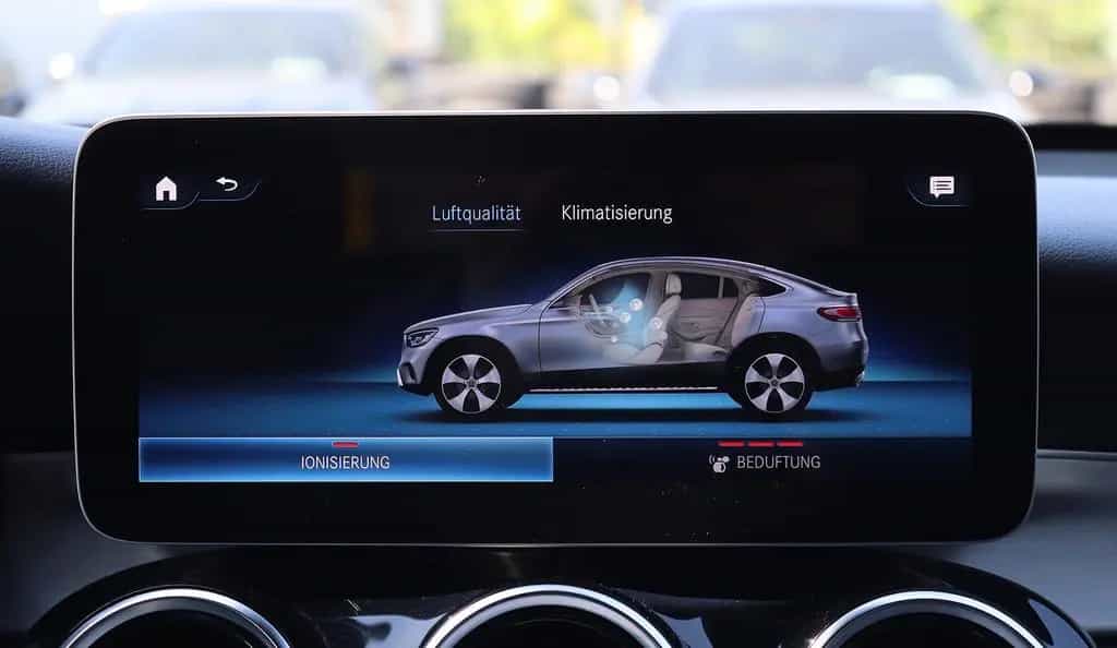 Mercedes-Benz GLC 300 4M Coupe 3x AMG DISTRO+KAM360+BURMESTER 04/2020-photo-28