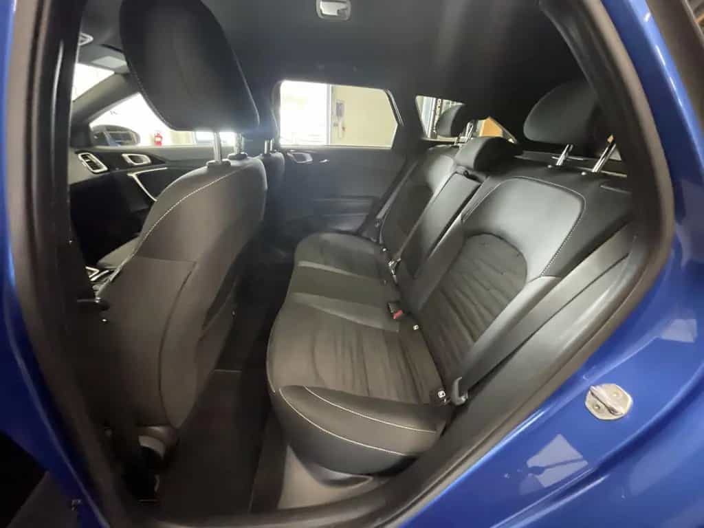 Kia Ceed SW 1.5 T-GDI GT Line 12/2022-photo-19