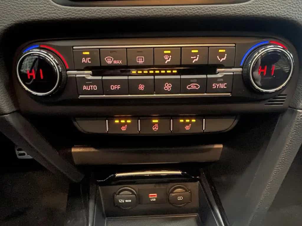 Kia Ceed SW 1.5 T-GDI GT Line 12/2022-photo-27