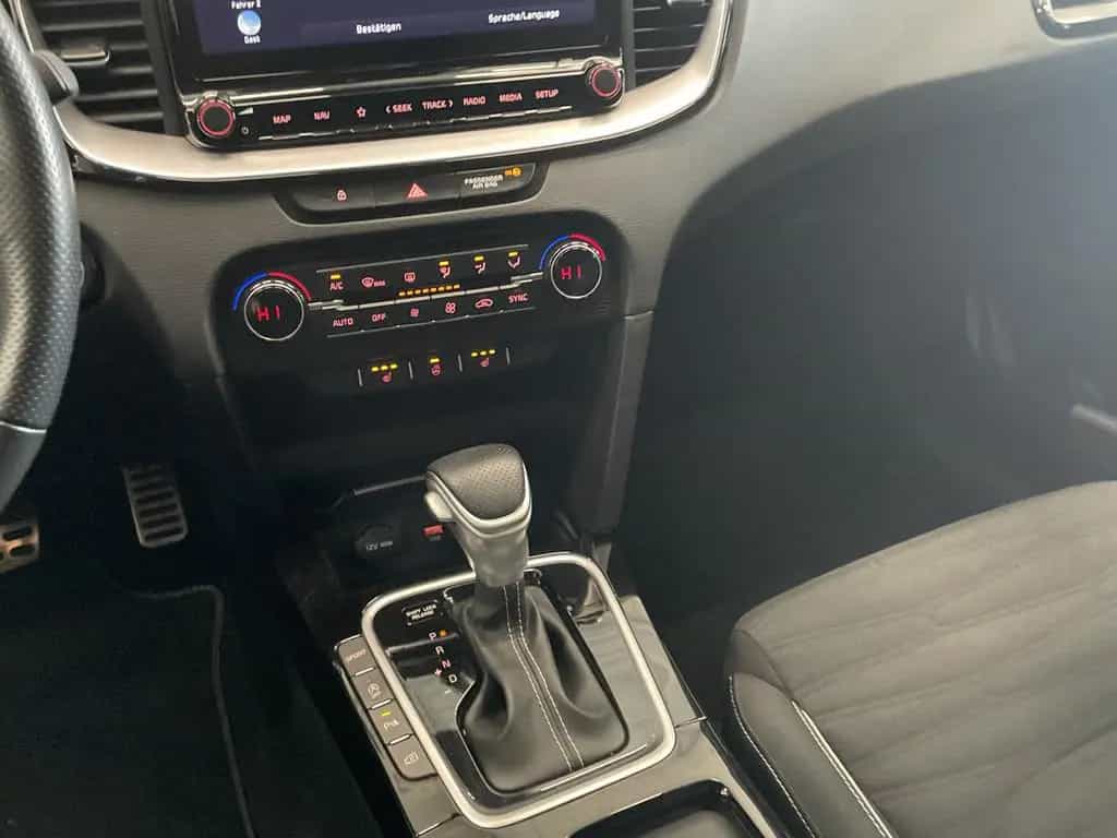 Kia Ceed SW 1.5 T-GDI GT Line 12/2022-photo-29