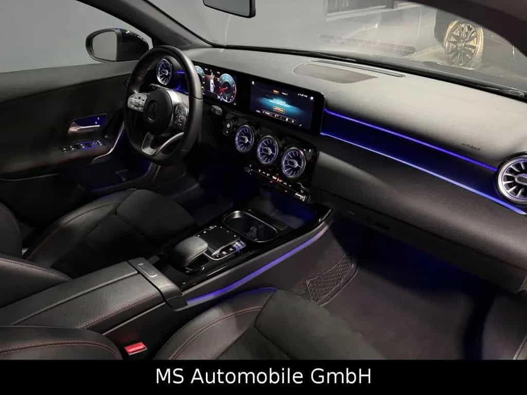 Mercedes-Benz A-Class 220 AMG Line Top Ausstattung 05/2019-photo-19