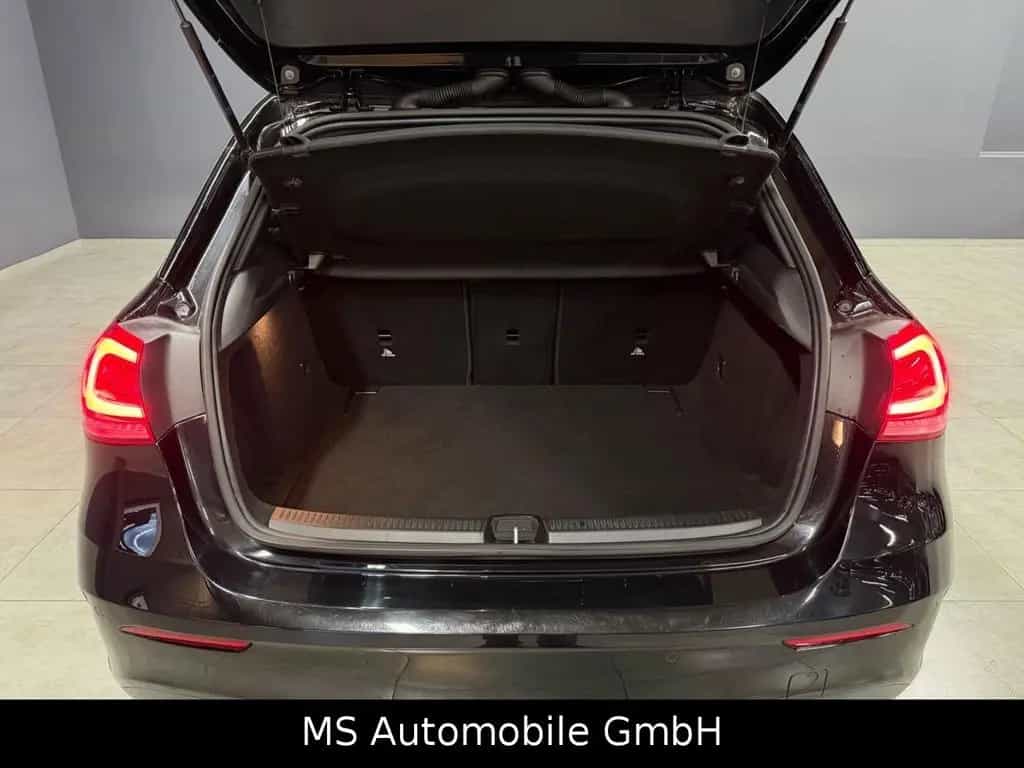 Mercedes-Benz A-Class 220 AMG Line Top Ausstattung 05/2019-photo-23