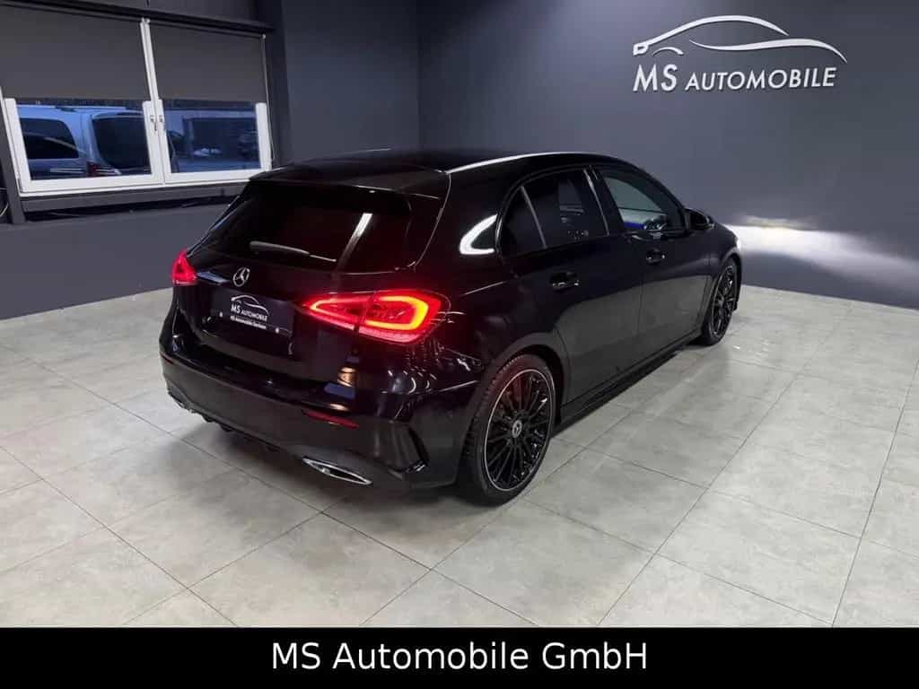 Mercedes-Benz A-Class 220 AMG Line Top Ausstattung 05/2019-photo-3