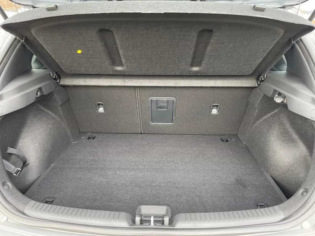 Hyundai i30 FL 5-Trer 1.6 T-GDI N-Line KlimaA*LED*Navi 04/2026-photo-12