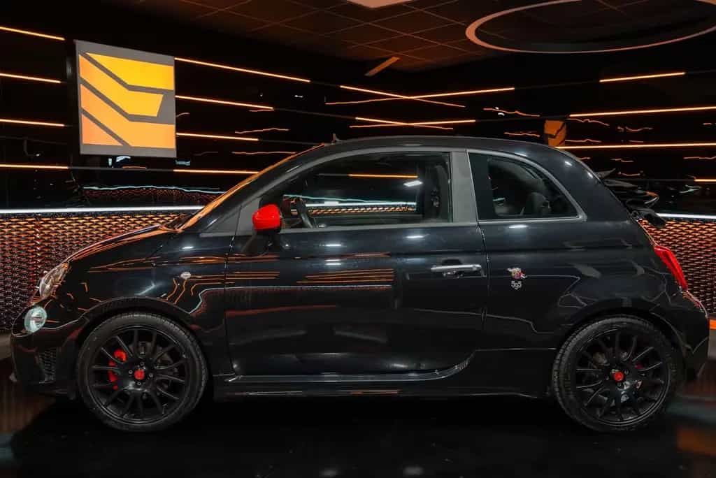 Abarth 500 Cabrio 595 C Pista 03/2025-photo-1