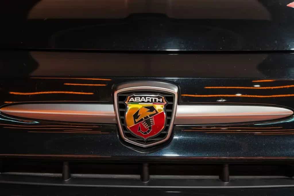 Abarth 500 Cabrio 595 C Pista 03/2025-photo-19