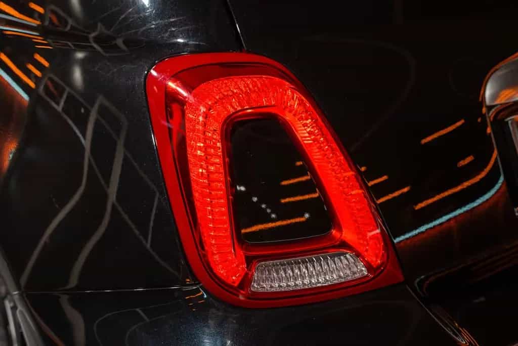 Abarth 500 Cabrio 595 C Pista 03/2025-photo-28