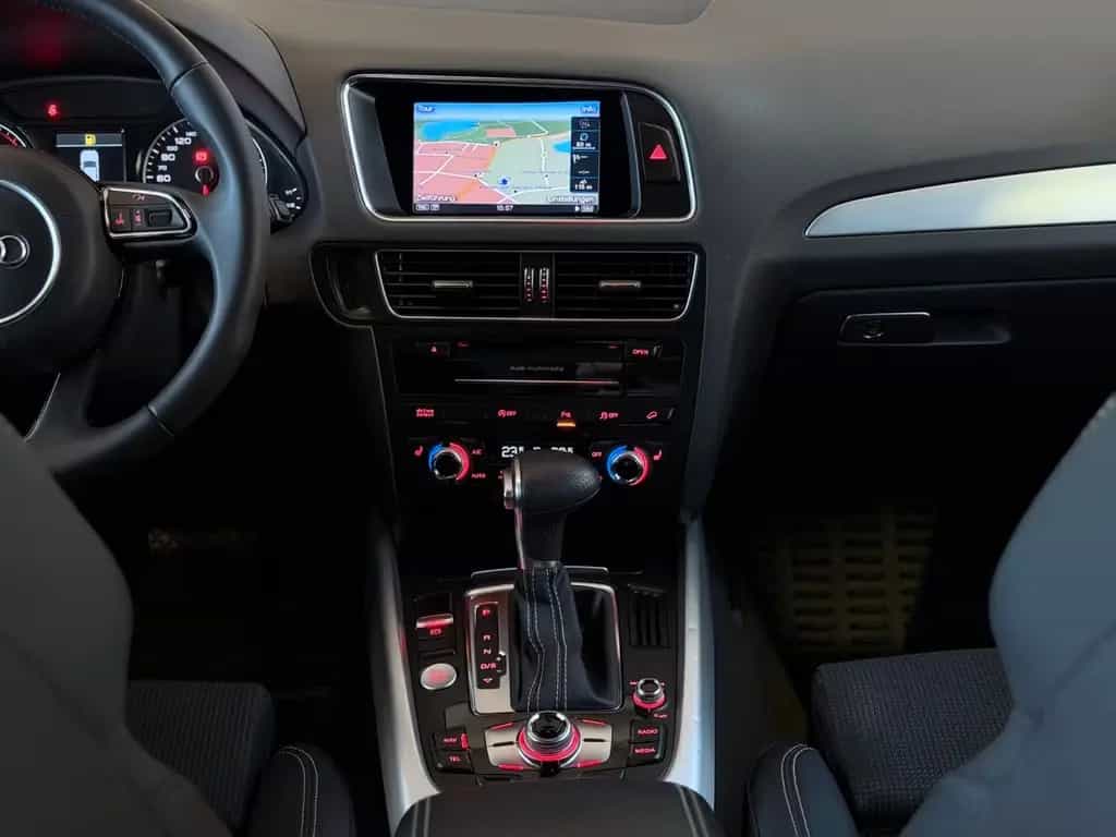 Audi Q5 2.0 TDI quattro*S-line*1.Hand*Keyless*NAVI* 02/2015-photo-32