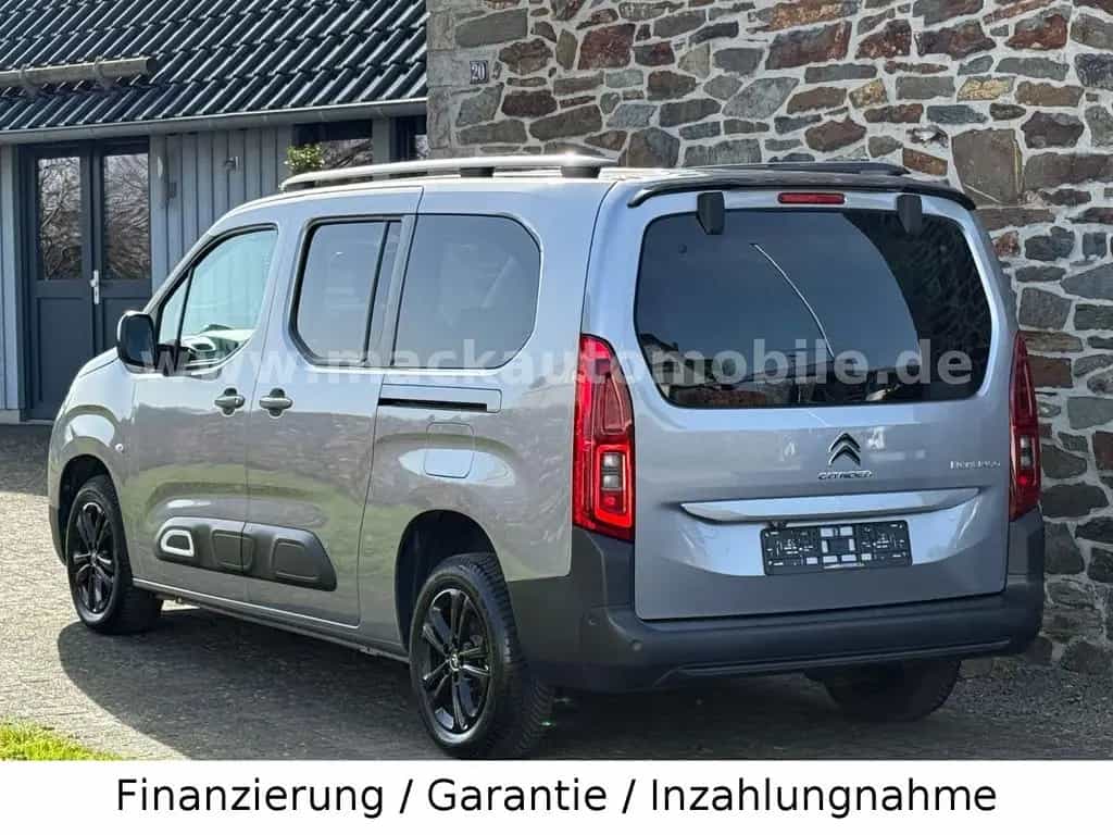Citroën Berlingo Feel Pack XL / 7-Sitzer / Automatik 10/2021-photo-1