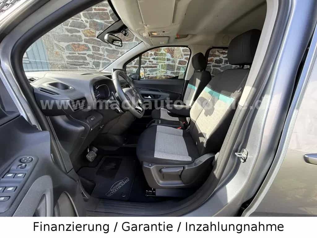 Citroën Berlingo Feel Pack XL / 7-Sitzer / Automatik 10/2021-photo-19