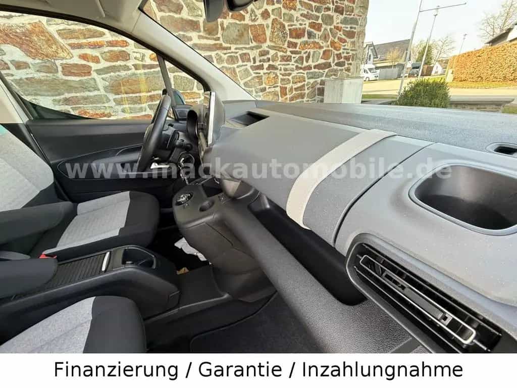 Citroën Berlingo Feel Pack XL / 7-Sitzer / Automatik 10/2021-photo-21