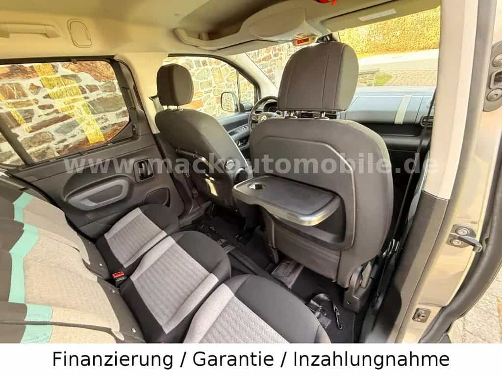Citroën Berlingo Feel Pack XL / 7-Sitzer / Automatik 10/2021-photo-23
