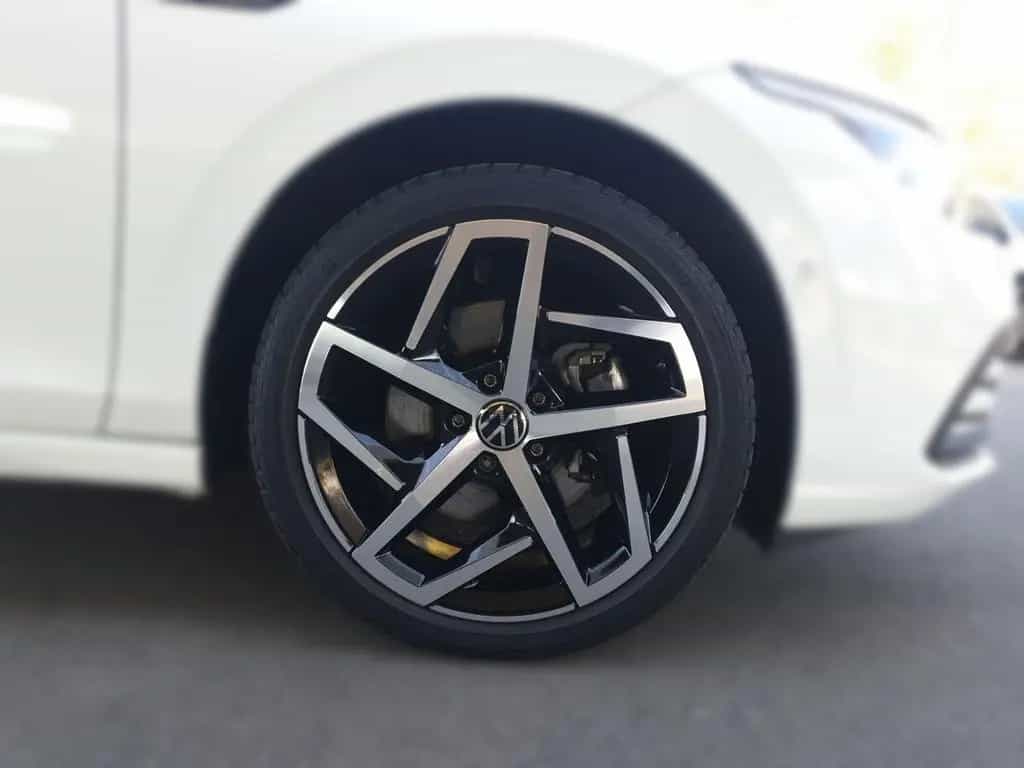 Volkswagen Golf VIII 1.5 eTSI DSG STYLE +IQ.LIGHT +ACC +RKA 01/2022-photo-6