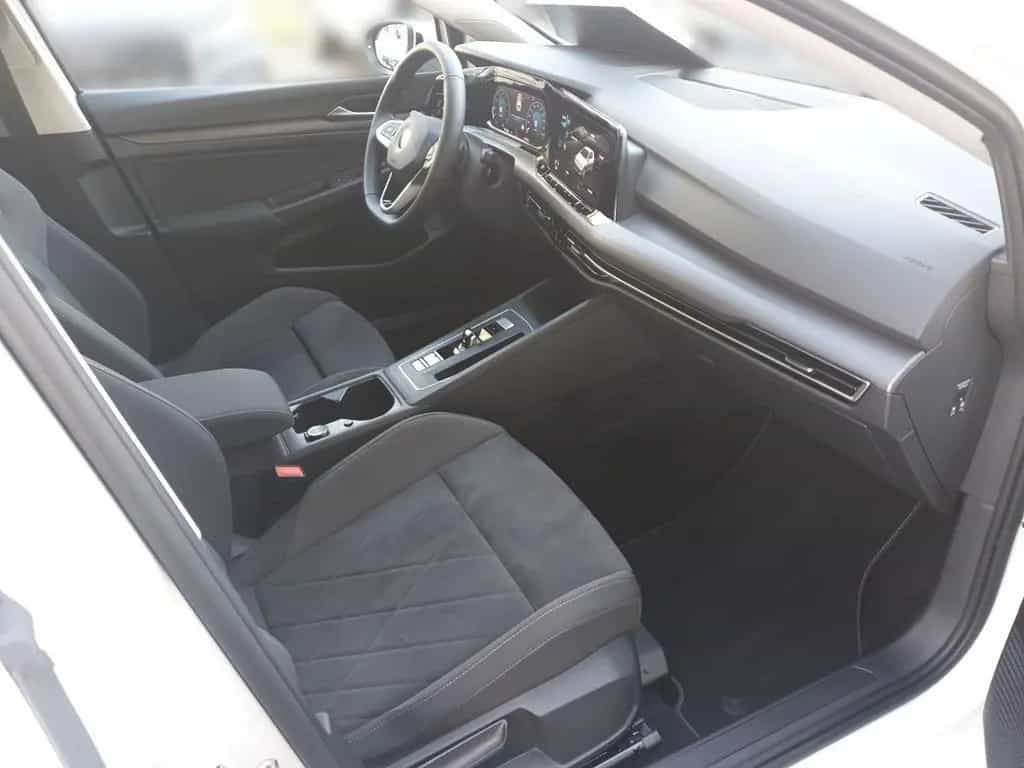 Volkswagen Golf VIII 1.5 eTSI DSG STYLE +IQ.LIGHT +ACC +RKA 01/2022-photo-7
